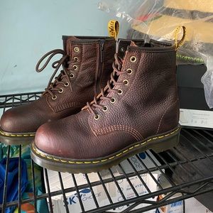 Women’s Dr Marten steel toe boots size 8